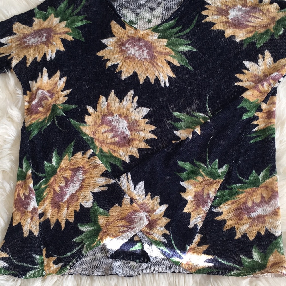Show Me Your Mumu Overtop Sweater- in Sunflower Dreams Knit - Picture 10 of 16